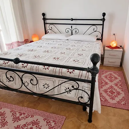 Bed and breakfast De Rughe Usini